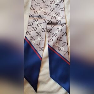 Accessory;100% Silk Twilly, Scarf